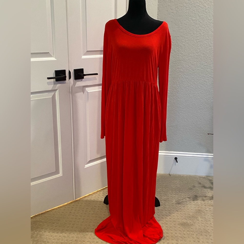 Red, long cotton dress with pockets